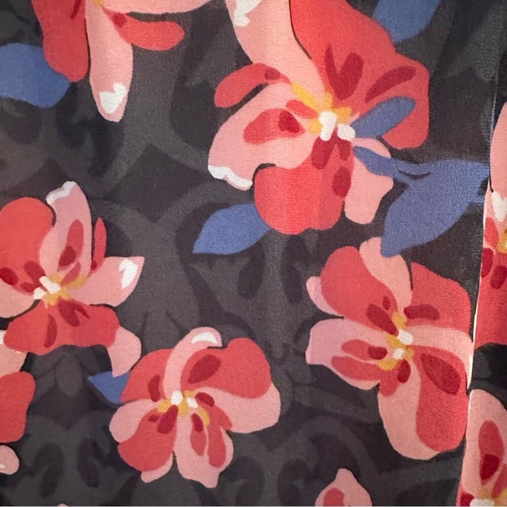 Loft Long Sleeve Floral Print Top, Size M. Black background with peach flowers - Picture 6 of 8